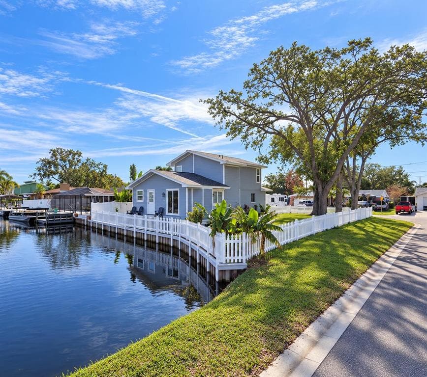 22 CYPRESS DRIVE photo 1