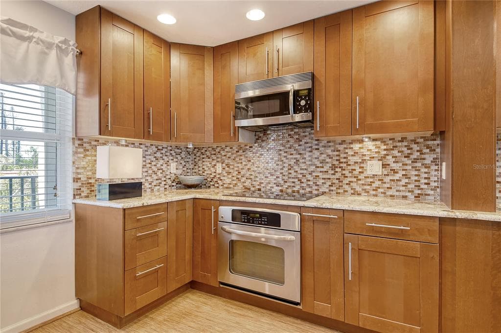 4800 GULF OF MEXICO DRIVE 205 photo 9