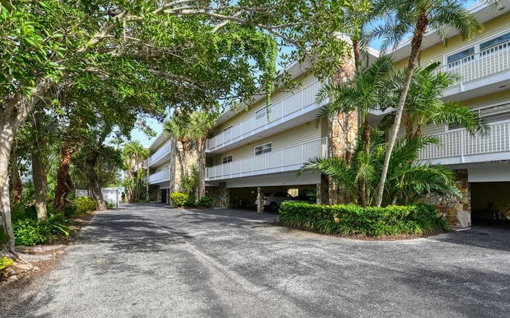 5320 GULF OF MEXICO DRIVE #101 3
