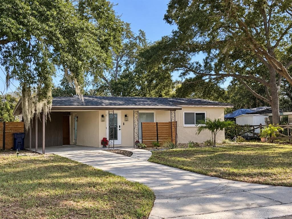 405 MANOR BOULEVARD photo 3