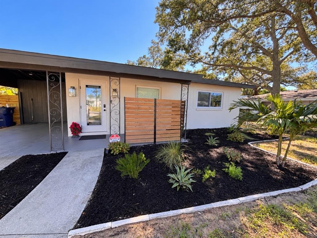 405 MANOR BOULEVARD photo 5