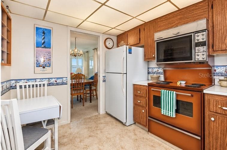 4575 COVE CIRCLE 709 photo 7