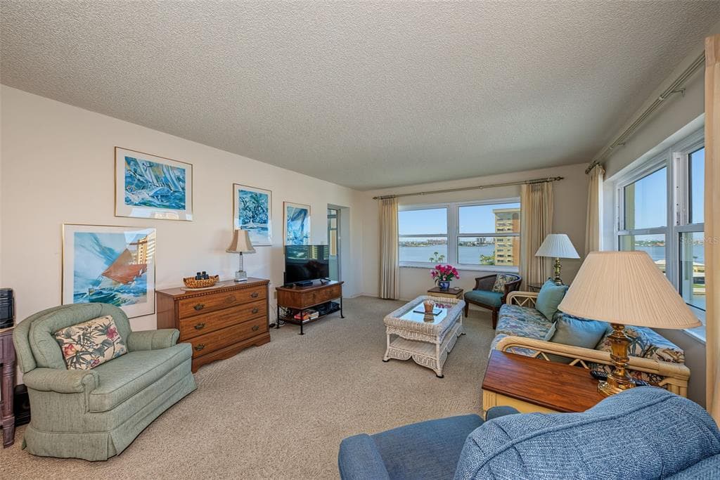 4575 COVE CIRCLE 709 photo 11
