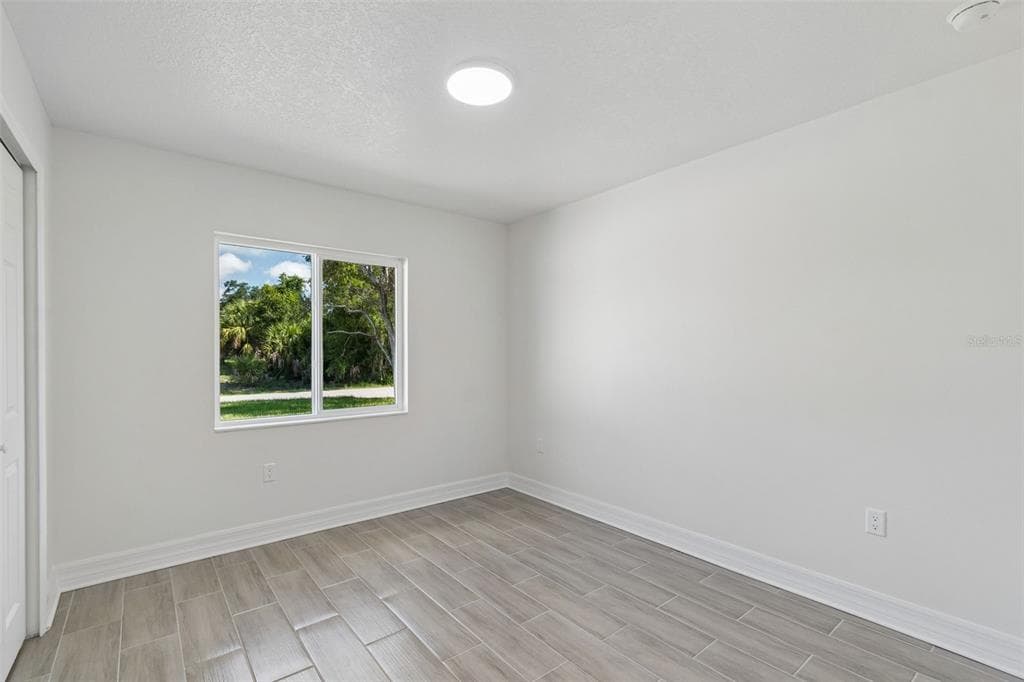 5535 TEVIS TERRACE photo 23