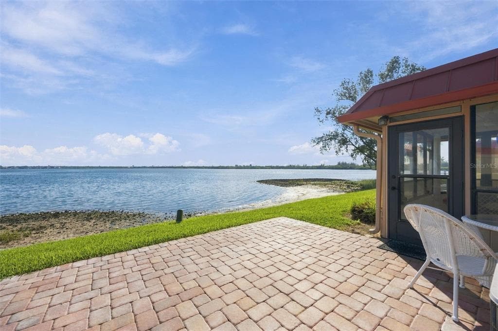 3849 CATALINA DRIVE photo 7