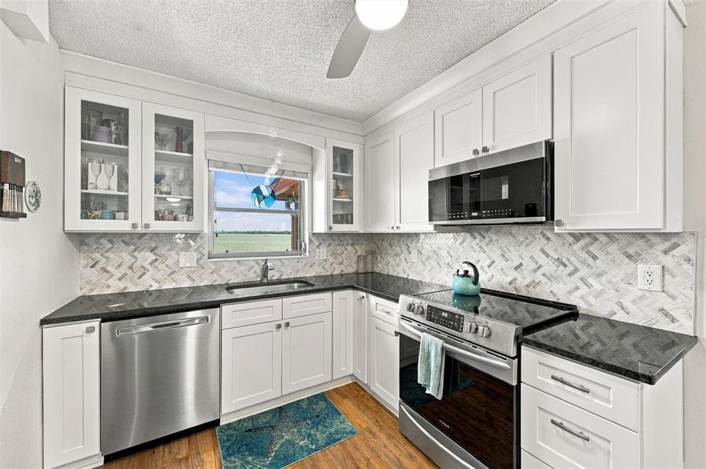 3849 CATALINA DRIVE photo 19