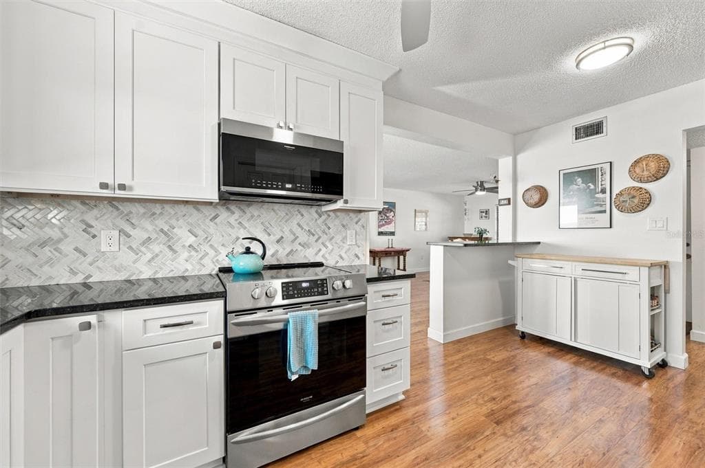 3849 CATALINA DRIVE photo 21