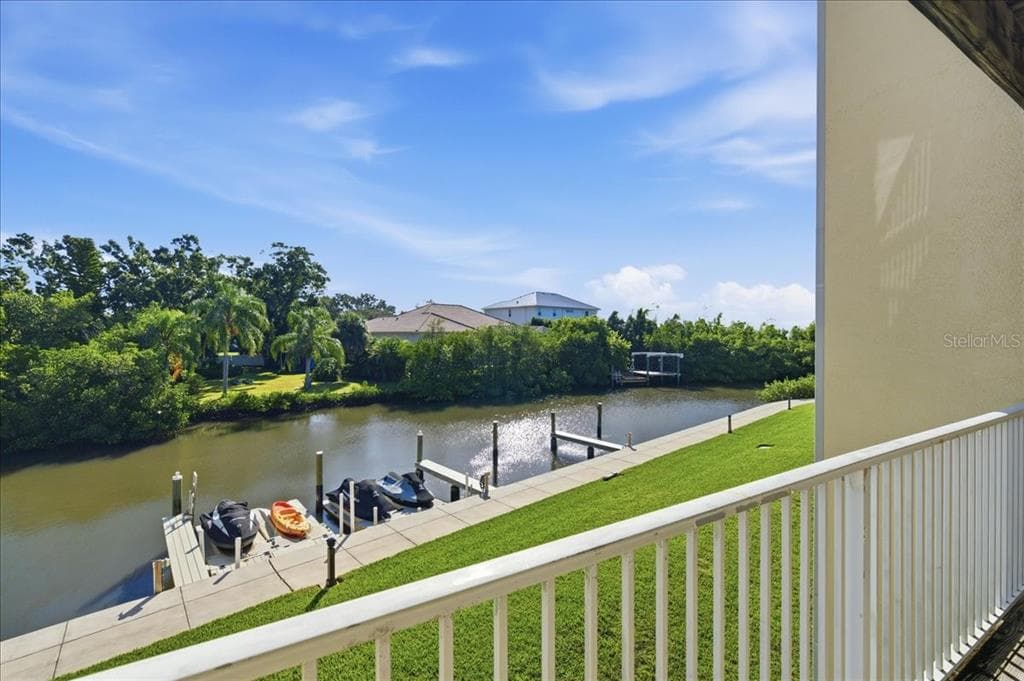 116 BRENT CIRCLE photo 13