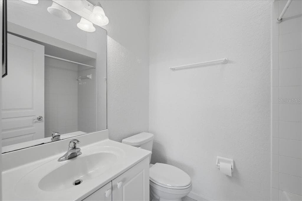 116 BRENT CIRCLE photo 22