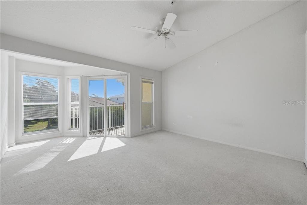 116 BRENT CIRCLE photo 15