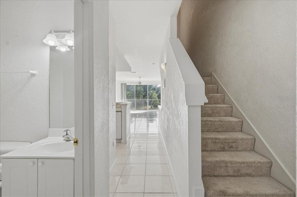 116 BRENT CIRCLE photo 11
