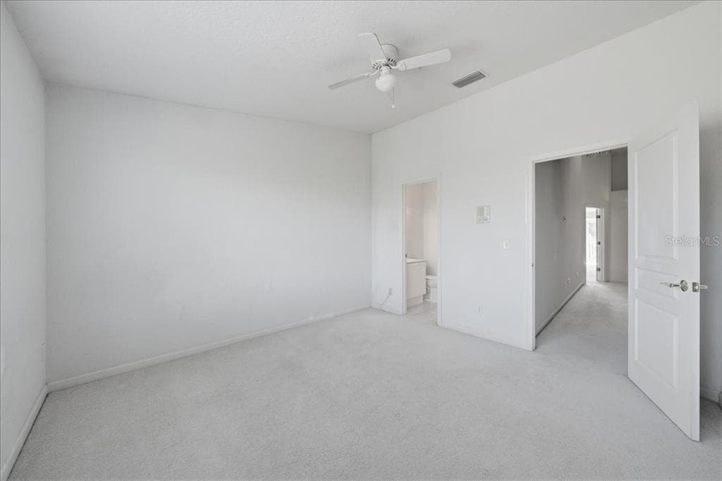 116 BRENT CIRCLE photo 21