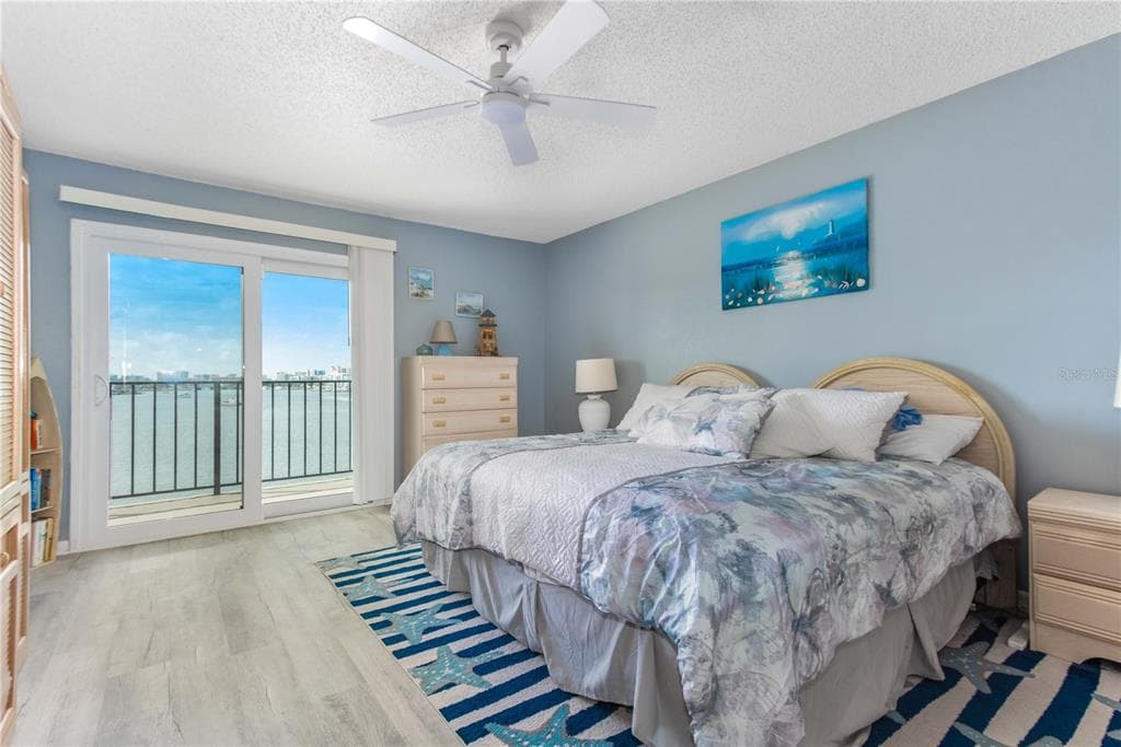 650 ISLAND WAY 602 photo 15