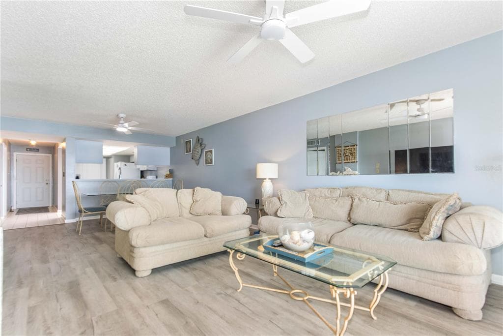 650 ISLAND WAY 602 photo 8