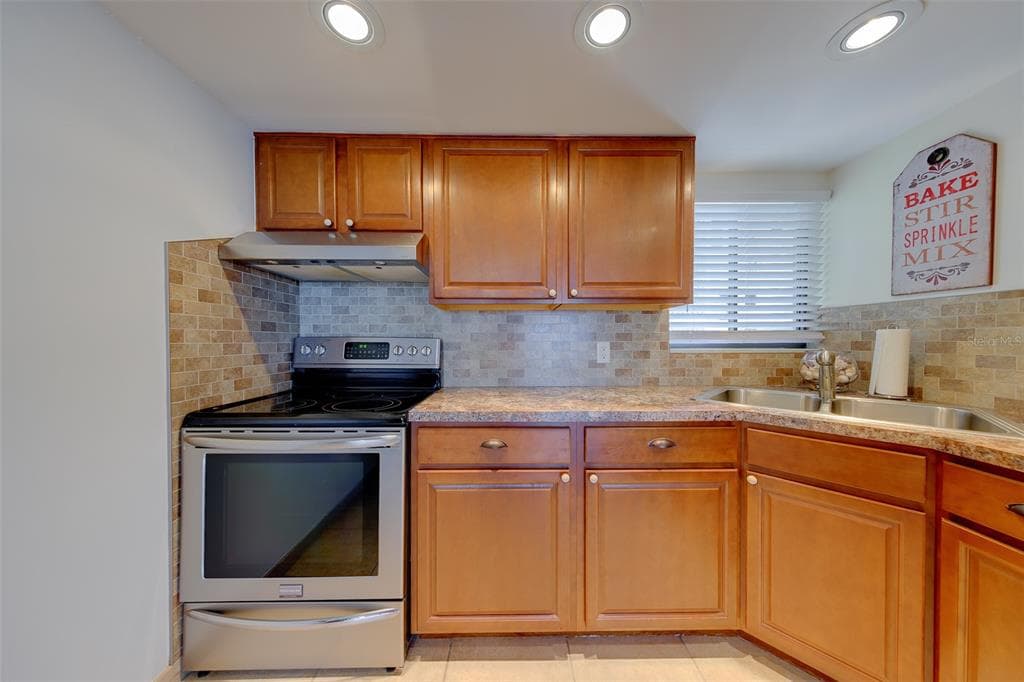 500 N OSCEOLA AVENUE 609 photo 8