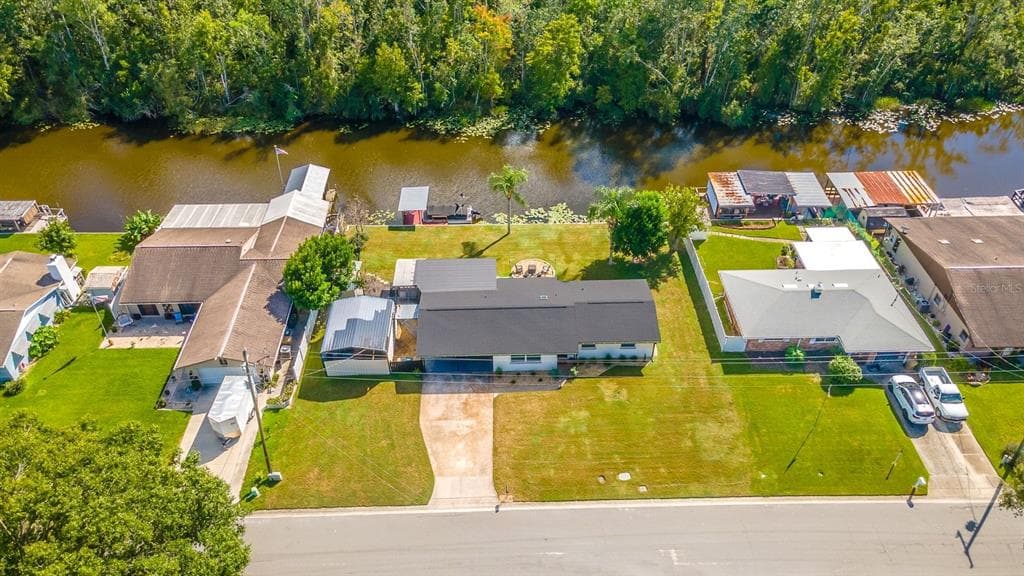 13524 COUNTRY CLUB DRIVE photo 12