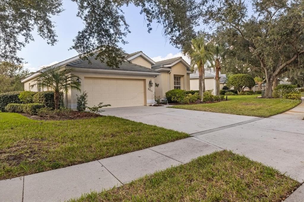 3211 WOODLAND FERN DRIVE photo 2