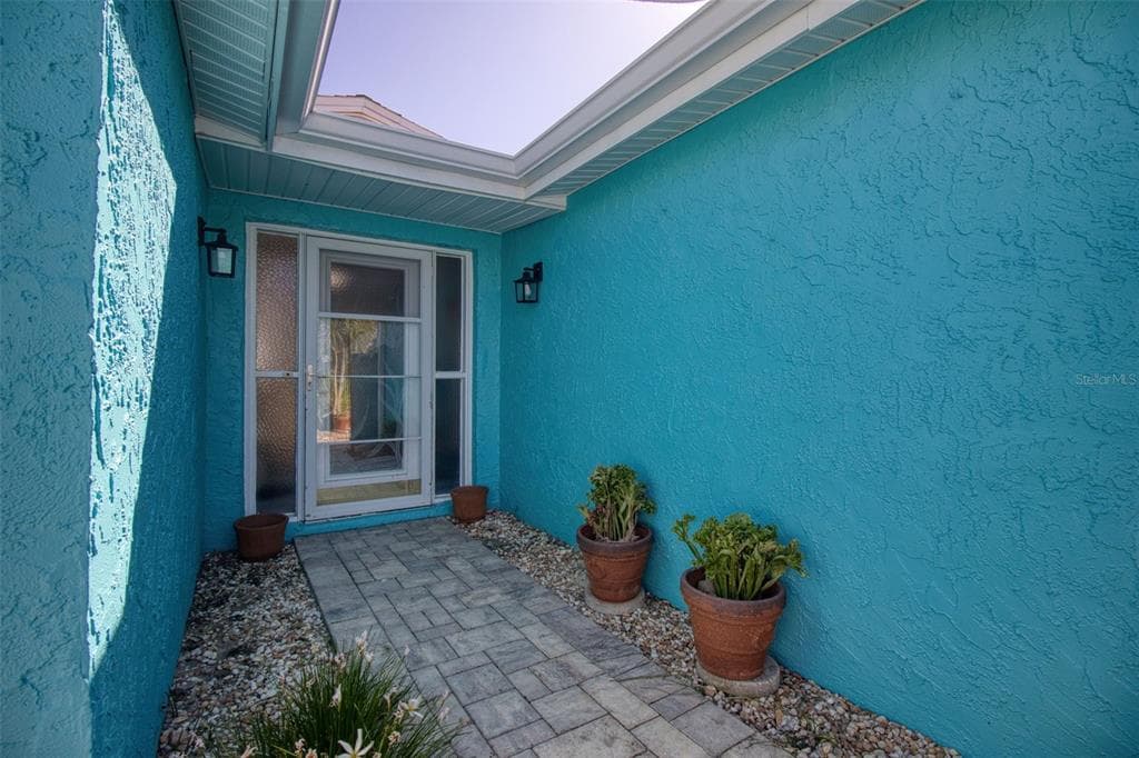 13734 SAN JUAN AVENUE photo 9