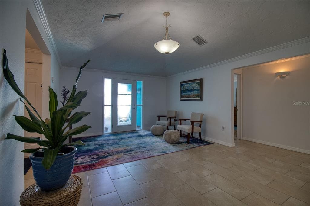13734 SAN JUAN AVENUE photo 10
