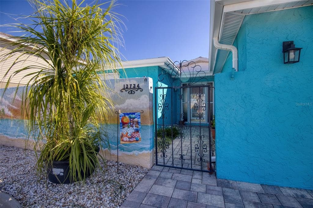 13734 SAN JUAN AVENUE photo 8