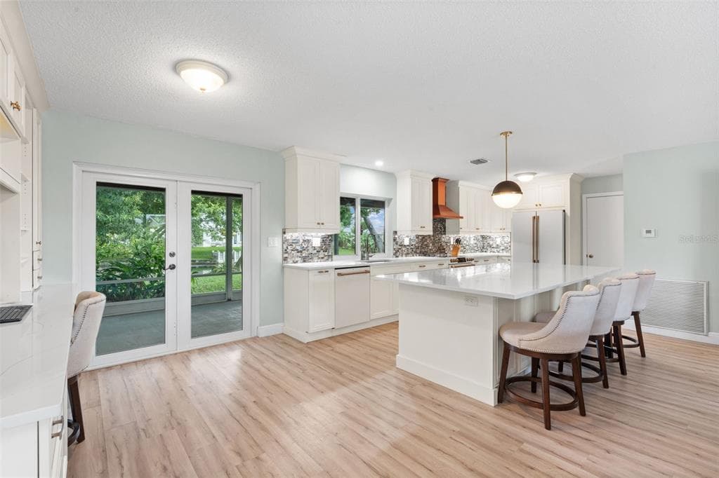 1045 NW 69TH AVENUE photo 3