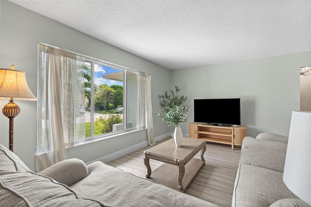 1045 NW 69TH AVENUE photo 8