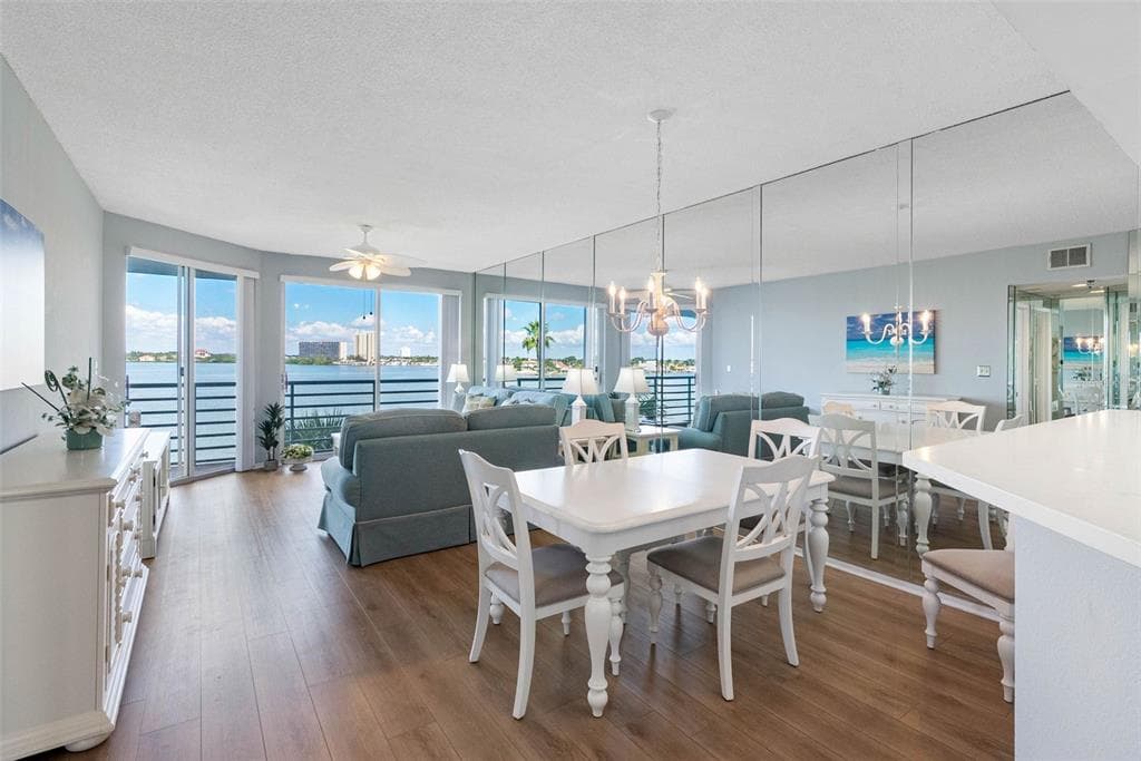 8021 SAILBOAT KEY BOULEVARD S 304 photo 12