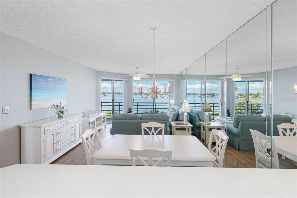 8021 SAILBOAT KEY BOULEVARD S 304 photo 18