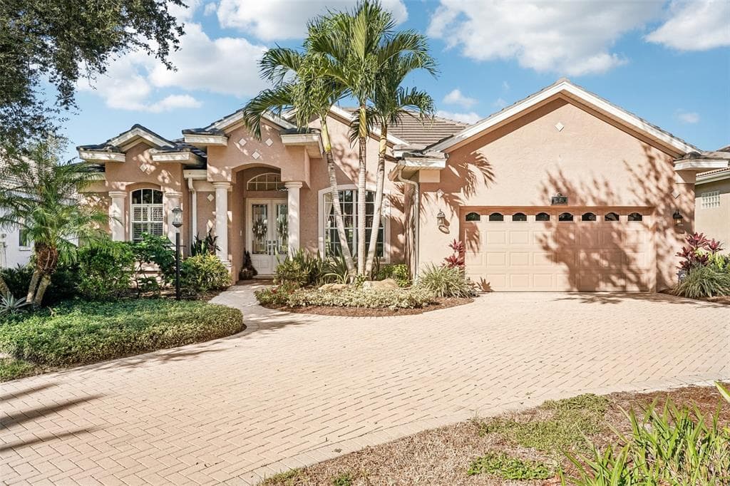 618 WILD PINE WAY photo 3