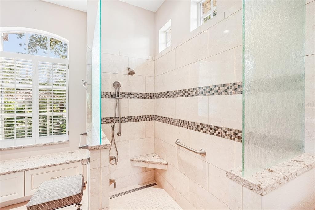 618 WILD PINE WAY photo 20