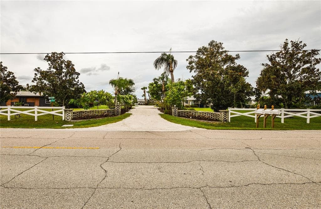 321 BAYSHORE ROAD photo 10
