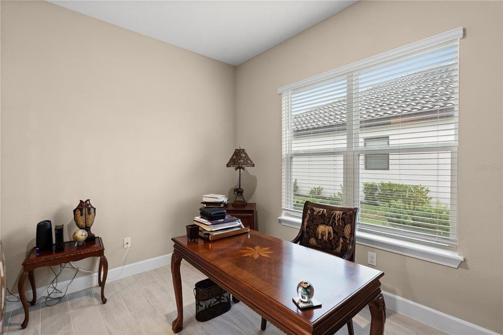 5229 CASERTA COURT photo 17