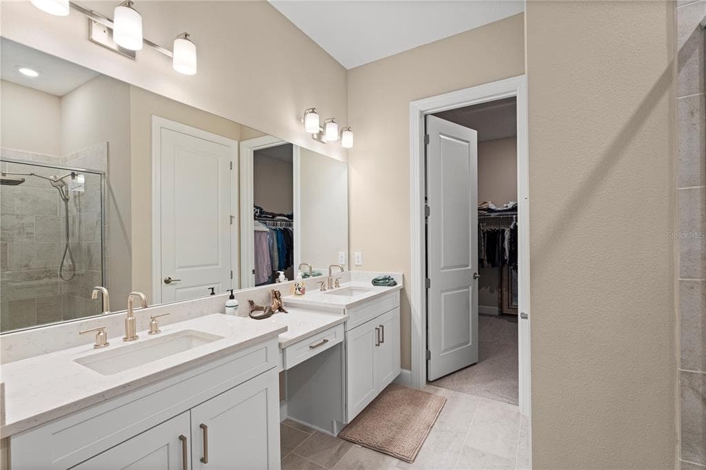 5229 CASERTA COURT photo 22