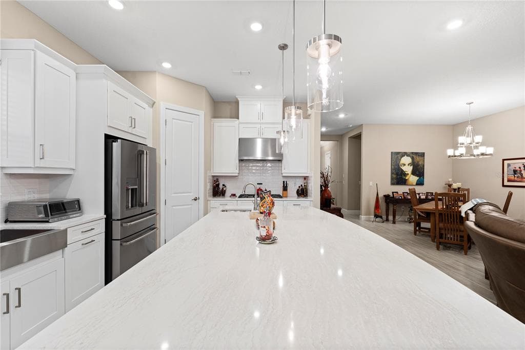 5229 CASERTA COURT photo 15