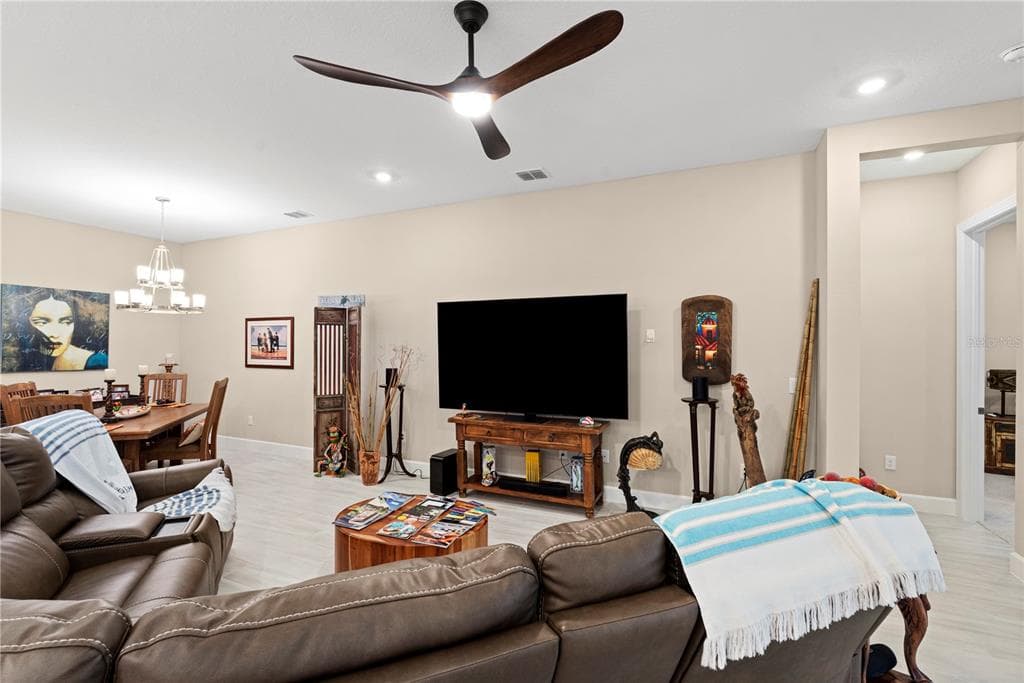 5229 CASERTA COURT photo 8