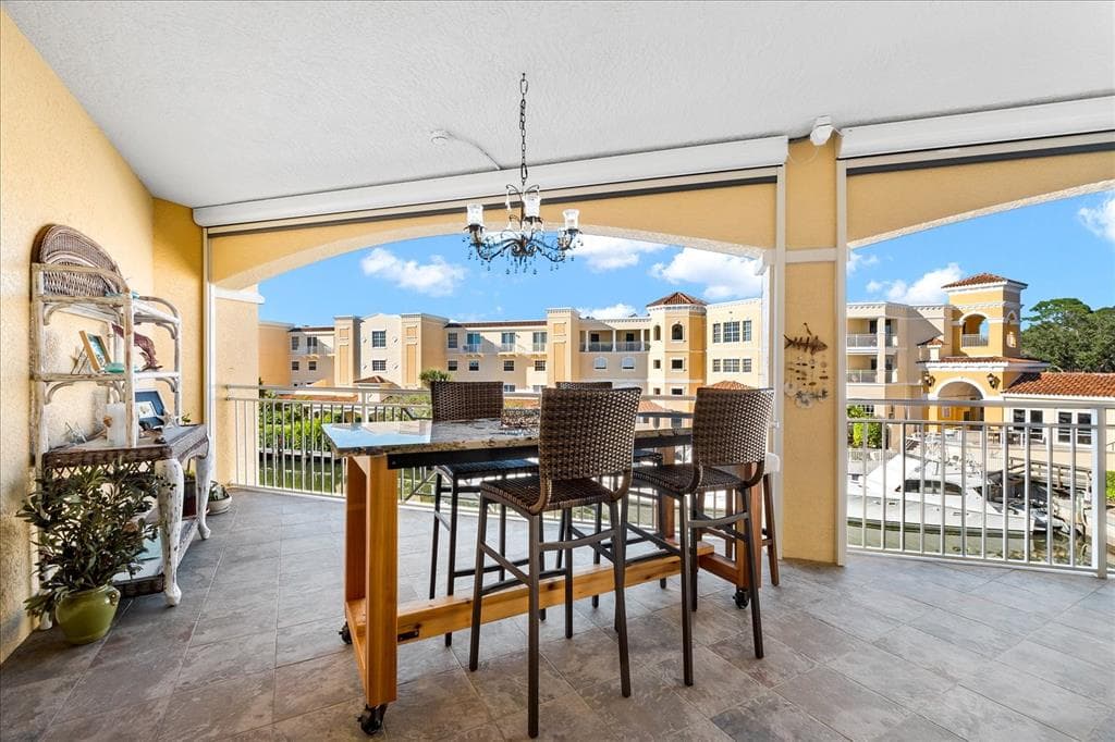 14041 BELLAGIO WAY 315 photo 4