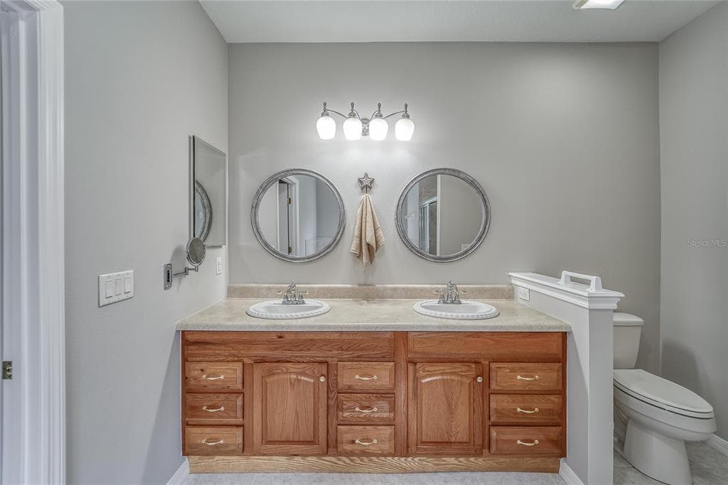 416 ISLAND CAY WAY photo 12