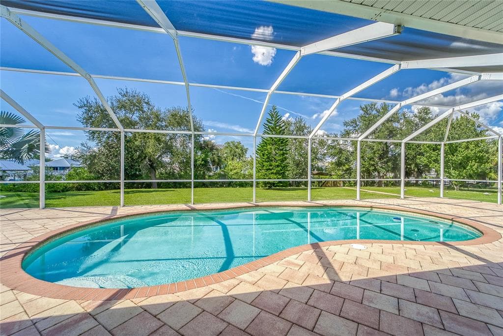 416 ISLAND CAY WAY photo 7