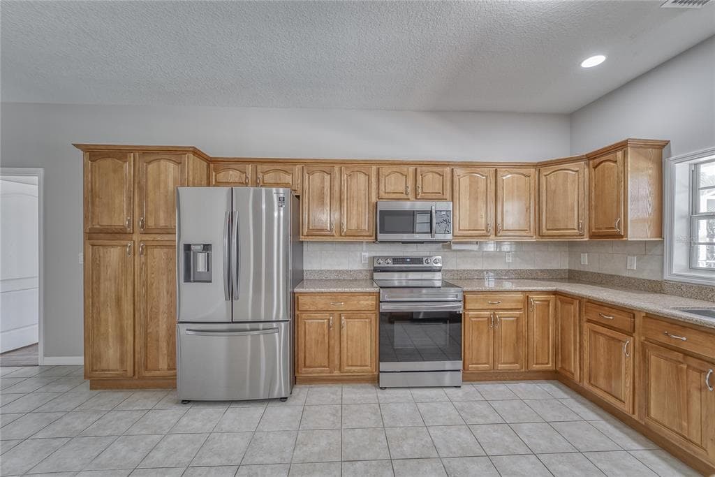 416 ISLAND CAY WAY 3