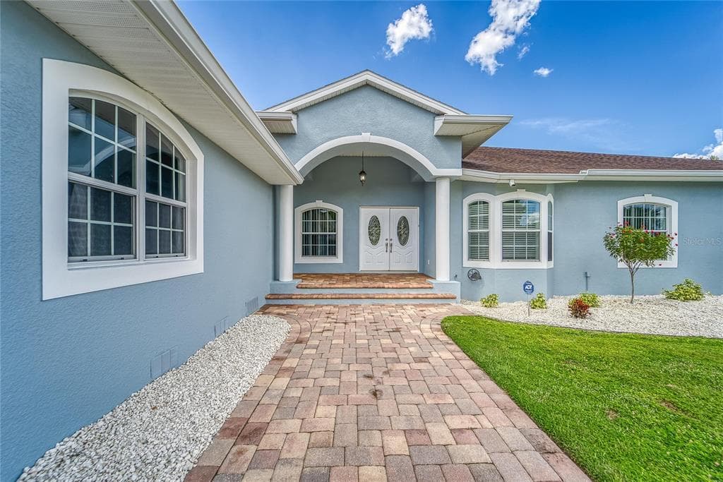 416 ISLAND CAY WAY 5