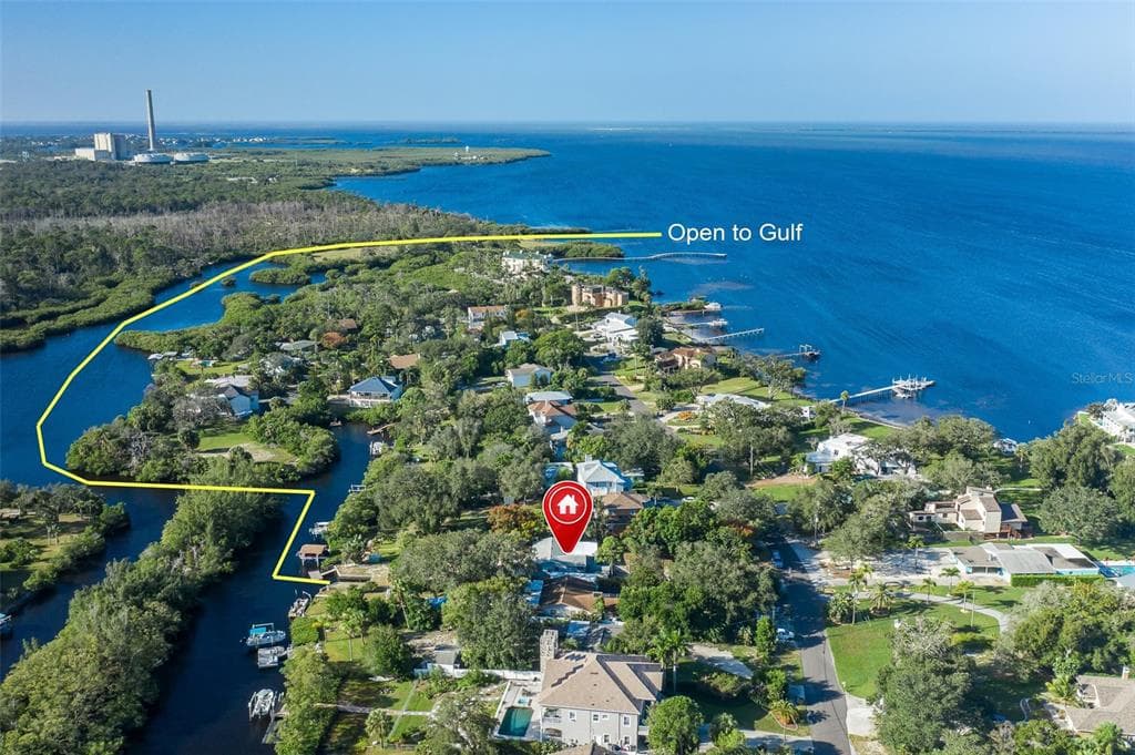 3138 BLUFF BOULEVARD 2