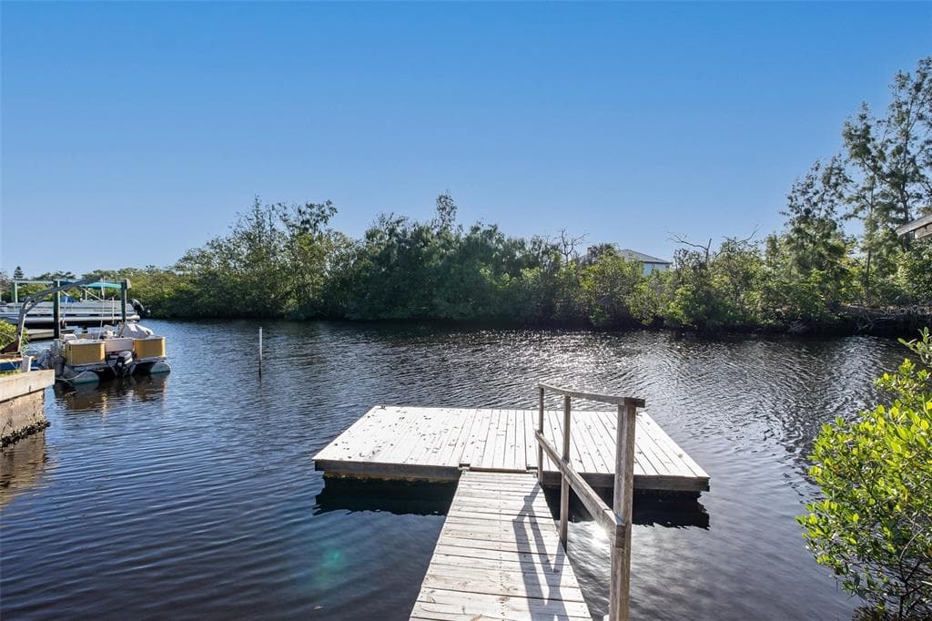 3138 BLUFF BOULEVARD photo 6
