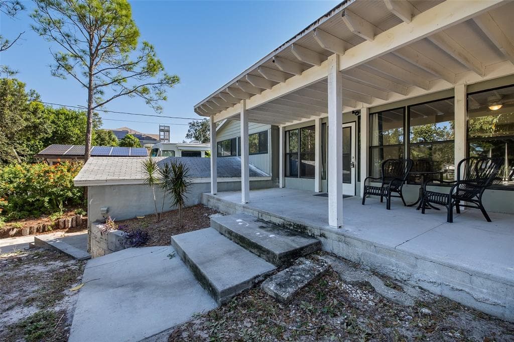3138 BLUFF BOULEVARD photo 10