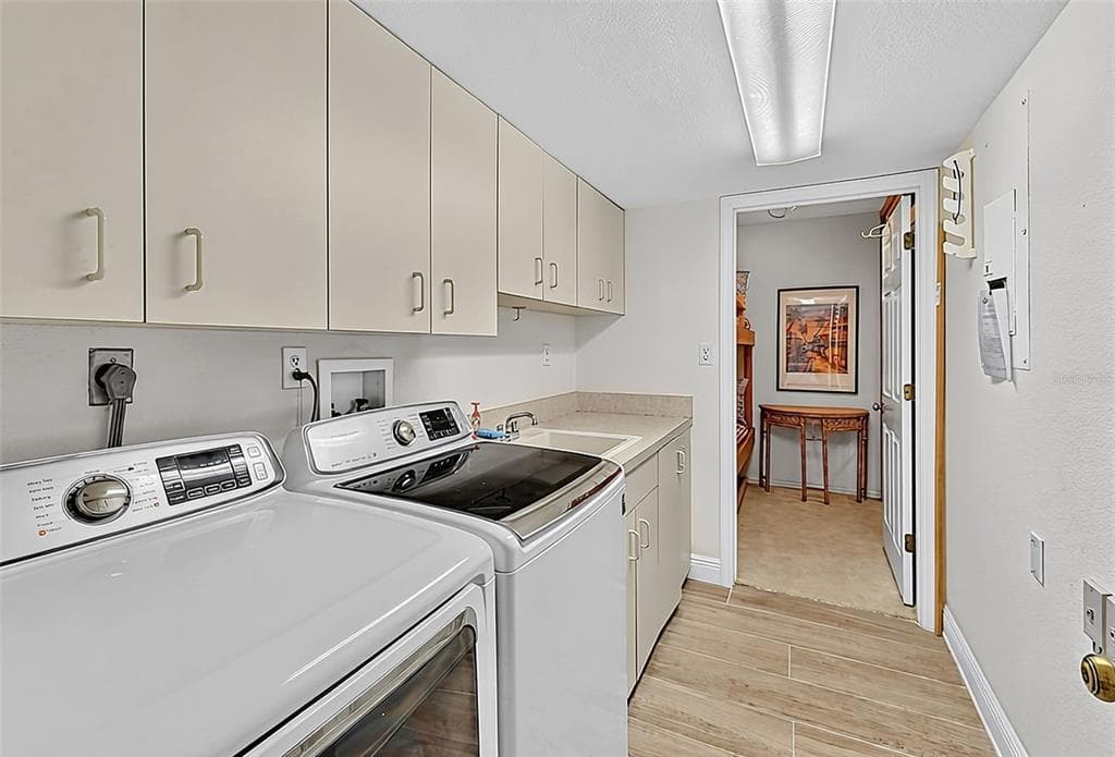 3640 BAL HARBOR BOULEVARD 513 photo 16
