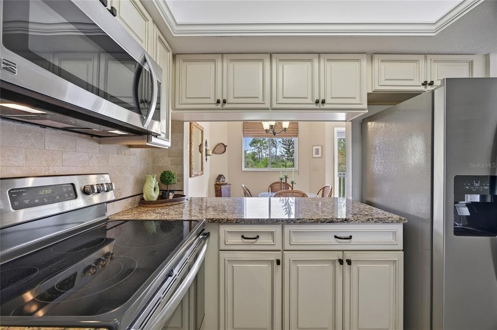1401 S MCCALL ROAD 102 photo 8