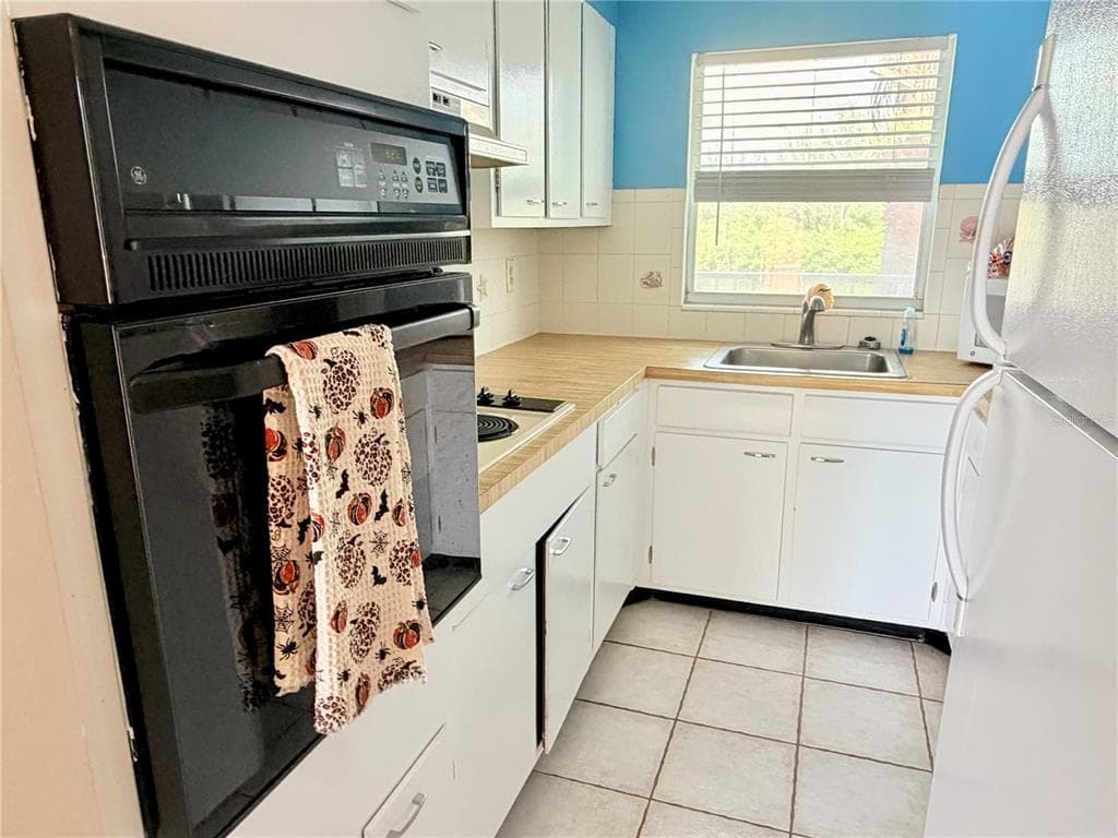 18399 GULF BOULEVARD 398 photo 4