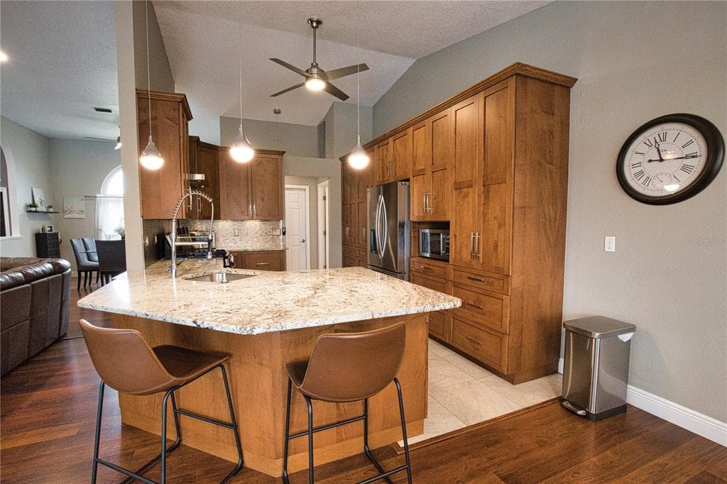6308 ZENO CIRCLE photo 20