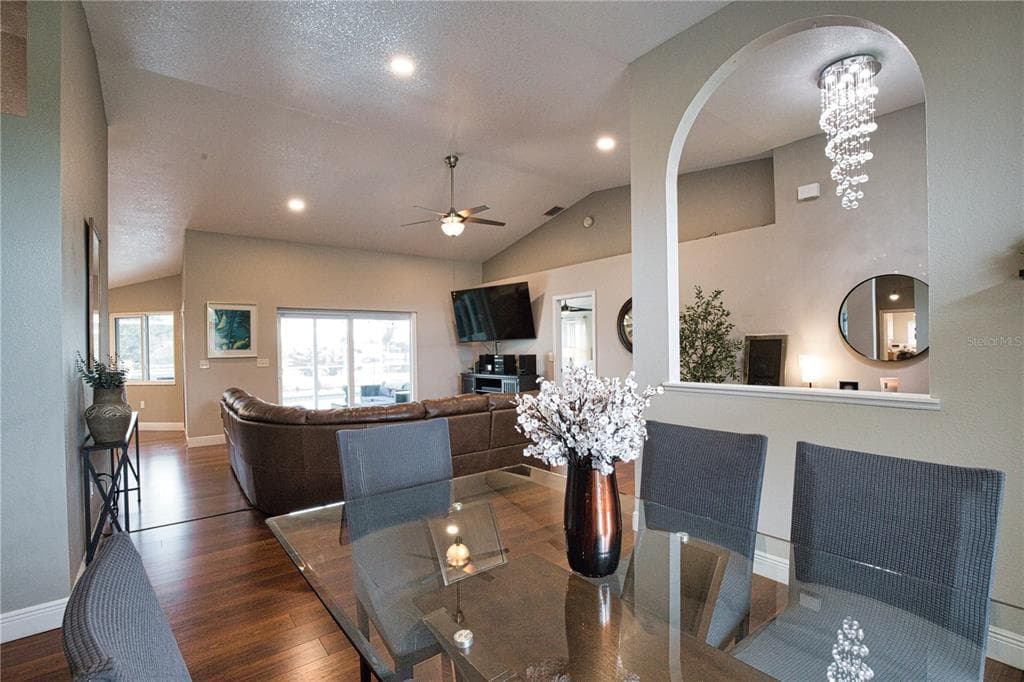 6308 ZENO CIRCLE photo 15