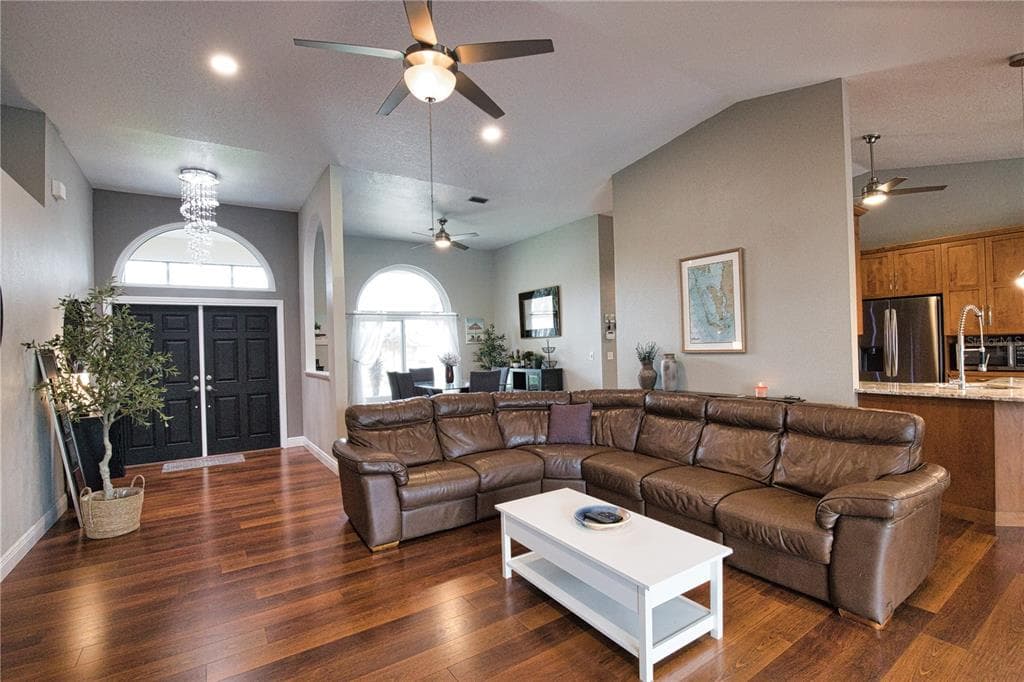 6308 ZENO CIRCLE photo 11