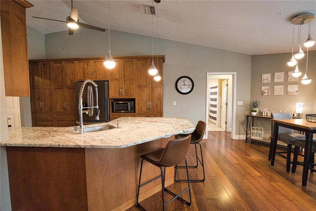 6308 ZENO CIRCLE photo 19